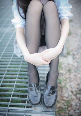 久久999视频_HD全集在线观看