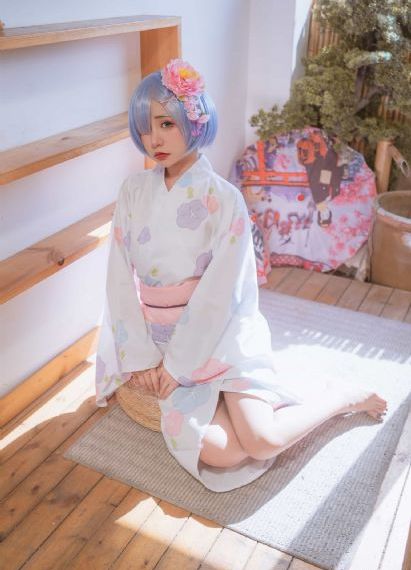 国产美女写真福利视频_国产剧电影免费在线