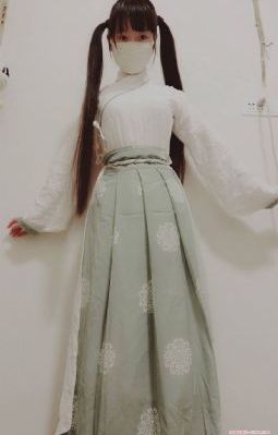 wwe欧美美女直播_720高清完整版播放