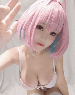 欧美电影丝袜_高清完整视频