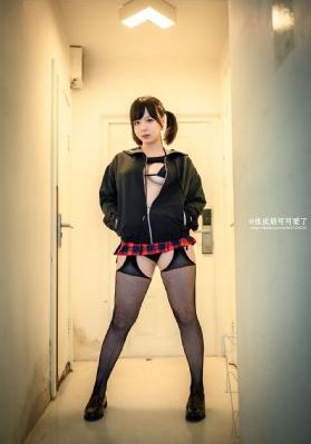2020极品s爆乳尤物吊带袜_HD高清视频观看