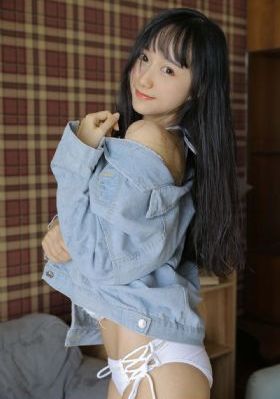 制服丝袜第一区第一页_高清电影完整版在线观看