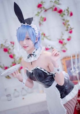 国产制服丝袜美腿在线播放_HD在线播放观看